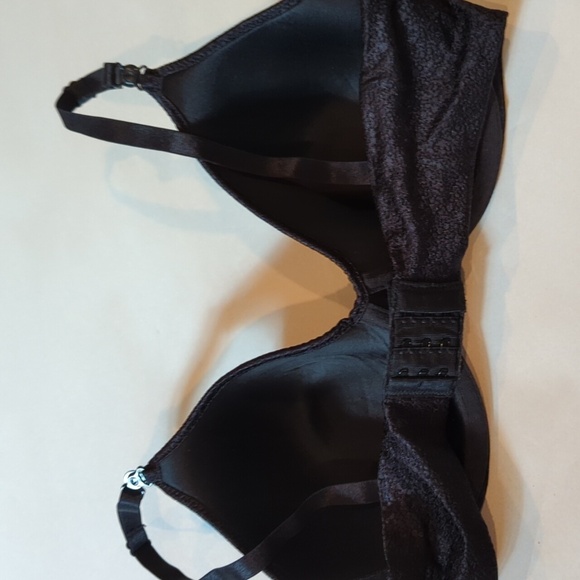 Barely There 34D Black Shine Wired Lightly Lined Bra - Picture 7 of 7